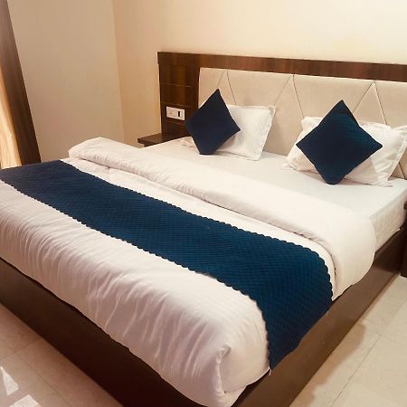 Divine Ganga - Luxury Comfort ! Travellers Delight ! Budget Friendly ! Prime Location ! Guest Favourite Haridwar Bagian luar foto